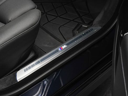 Used 2024 BMW 760i xDrive w/ Premium Package 2 image 46