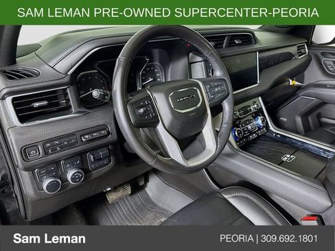 Used 2021 GMC Yukon Denali w/ Denali Premium Package AWD/4WD image 9