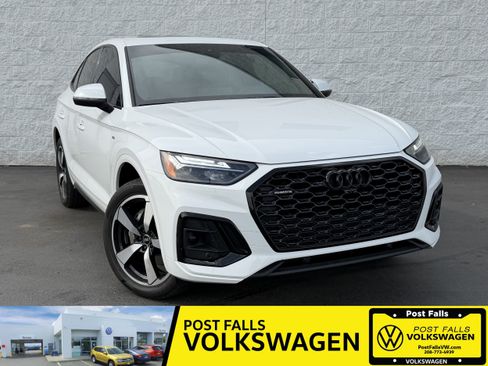 Used 2020 Audi Q3 2.0T Premium w/ Convenience Package AWD/4WD image 1
