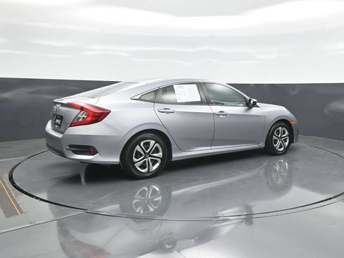 Used 2018 Honda Civic LX image 7