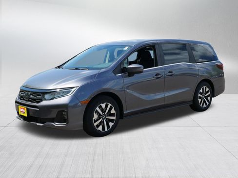 Certified 2026 Honda Odyssey EX-L image 4