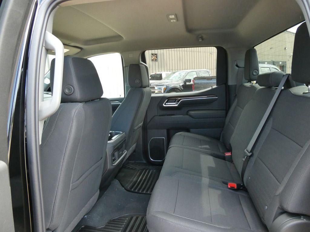 New 2026 Chevrolet Silverado 1500 RST AWD/4WD image 15