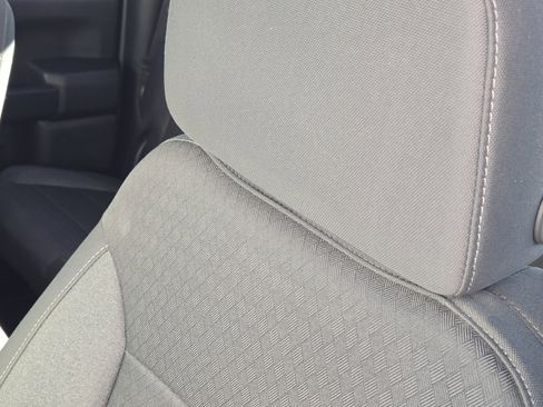 Used 2024 GMC Sierra 2500 Pro w/ Convenience Package image 18