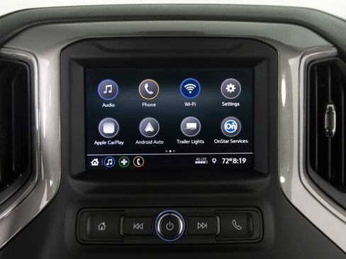 Used 2022 Chevrolet Silverado 2500 Custom w/ Custom Value Package AWD/4WD image 17