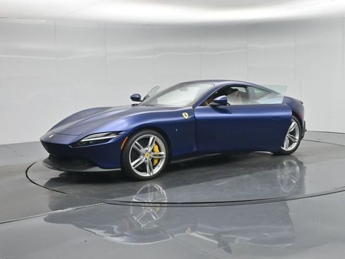 Used 2023 Ferrari Roma RWD image 4