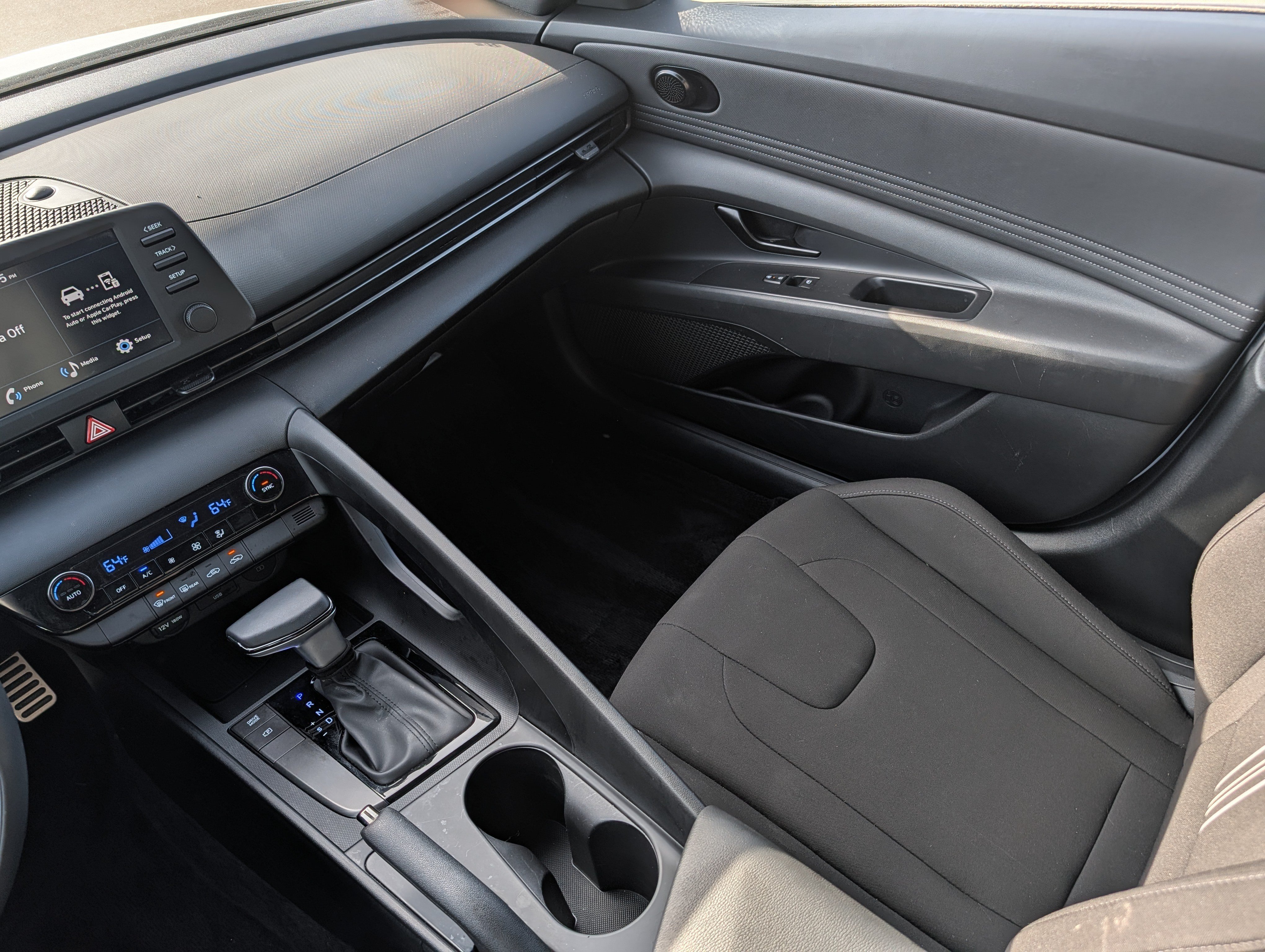 Certified 2025 Hyundai Elantra Sport FWD image 11