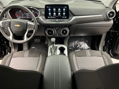 Used 2025 Chevrolet Blazer LT image 37