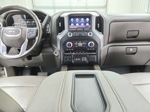 Used 2021 GMC Sierra 1500 SLT w/ SLT Convenience Package AWD/4WD image 26