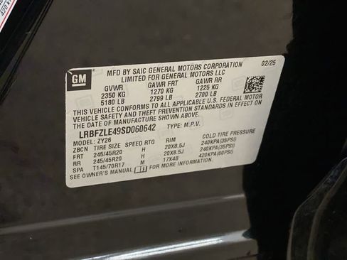 Used 2025 Buick Envision Sport Touring image 29