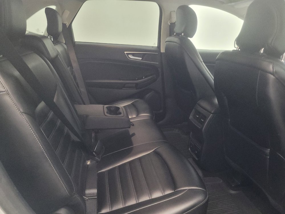 Used 2019 Ford Edge SEL w/ Equipment Group 201A AWD/4WD image 19