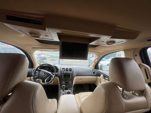 Used 2011 GMC Acadia Denali image 26