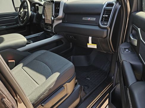 New 2026 RAM 2500 Lone Star AWD/4WD image 7