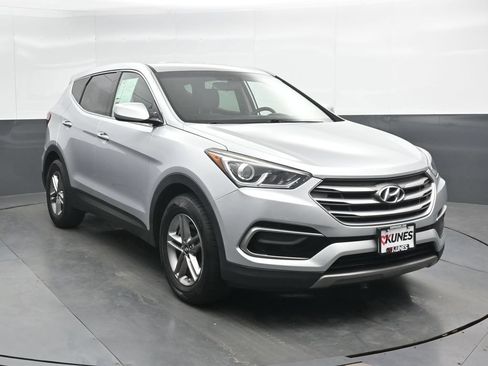 Used 2017 Hyundai Santa Fe Sport FWD image 5