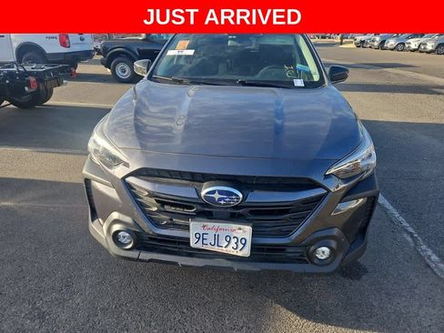 Used 2023 Subaru Outback Premium AWD/4WD image 2