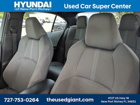 Used 2024 Toyota Corolla SE FWD image 7
