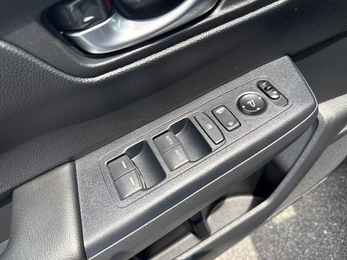 Certified 2025 Honda CR-V EX image 10