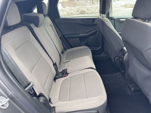 Used 2022 Ford Escape SE w/ Cold Weather Package image 11