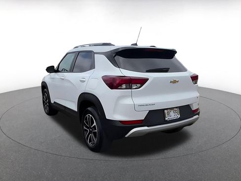 Used 2025 Chevrolet TrailBlazer LT image 11