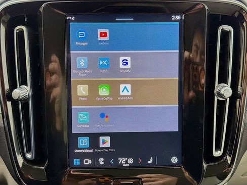 Used 2023 Volvo XC40 B5 Plus w/ Driver Assist Package image 33