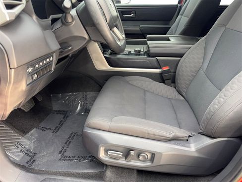 Used 2025 Toyota Sequoia SR5 image 27