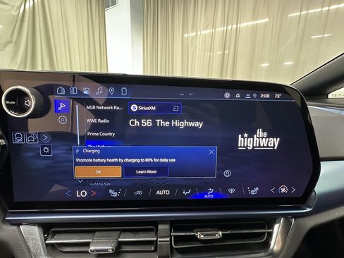 Certified 2024 Chevrolet Equinox EV LT FWD image 26