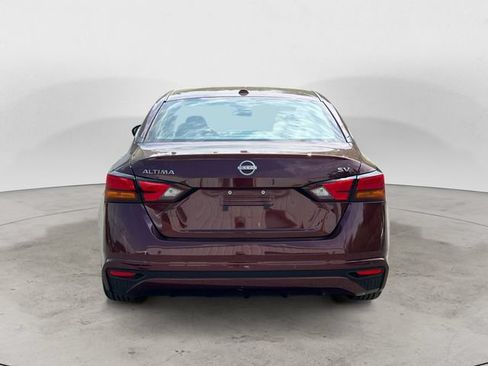 Used 2024 Nissan Altima 2.5 SV FWD image 4