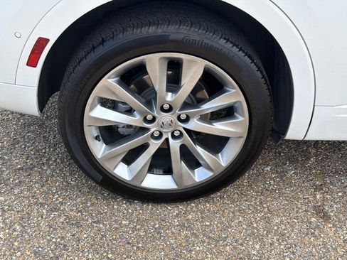 Used 2023 Buick Envision Avenir FWD image 5