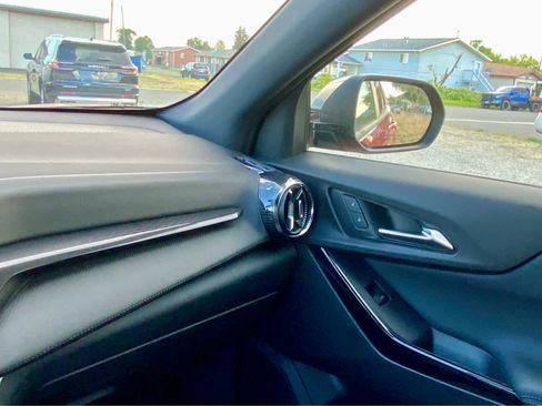 New 2026 Chevrolet Equinox LT w/ Safety and Technology Package image 39