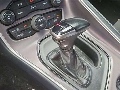 Used 2021 Dodge Challenger GT RWD image 13