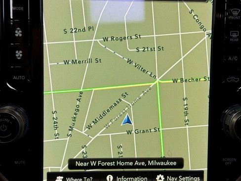 Used 2021 RAM 1500 Laramie image 6