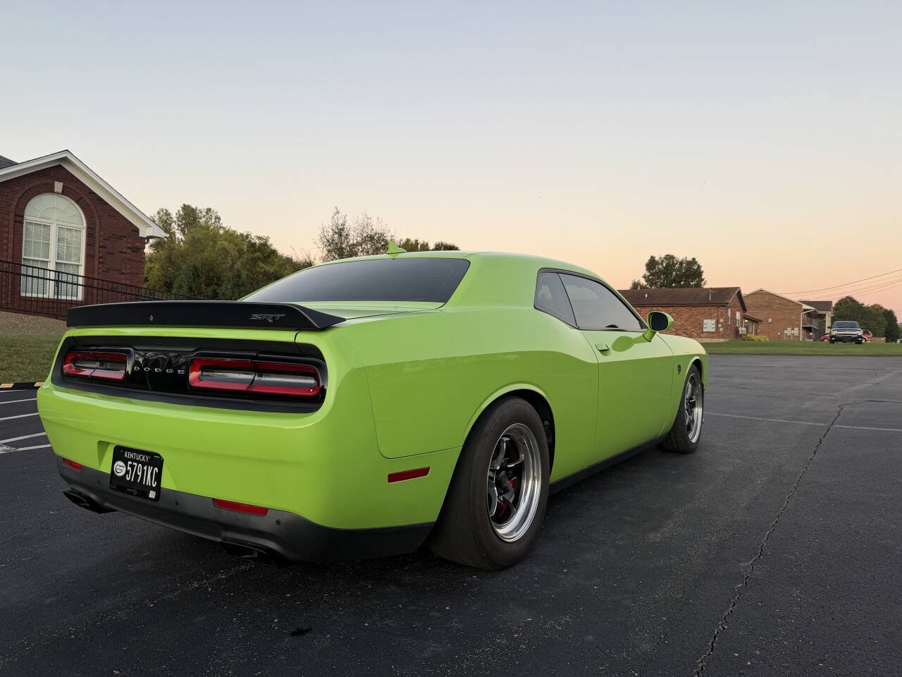 Used 2015 Dodge Challenger SRT Hellcat RWD image 7