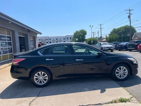 Used 2014 Nissan Altima 2.5 S w/ Sport Value Package FWD image 13