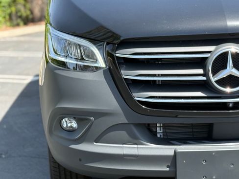 New 2025 Mercedes-Benz Sprinter 2500 image 7
