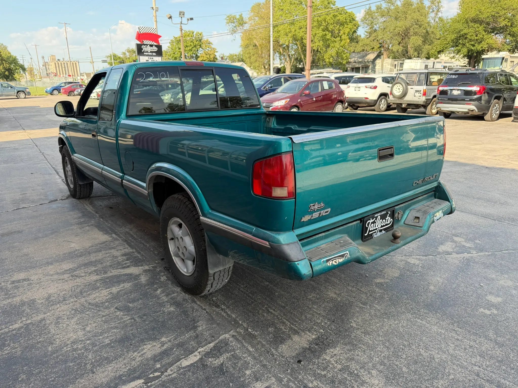 Used 1996 Chevrolet S10 Pickup LS AWD/4WD image 5