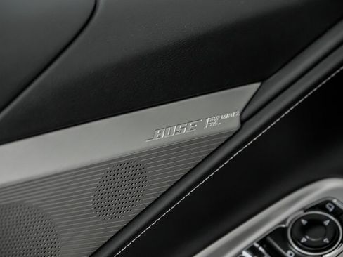 Used 2022 Chevrolet Corvette Stingray w/ Z51 Performance Package image 19