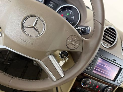 Used 2011 Mercedes-Benz ML 350 4MATIC image 24