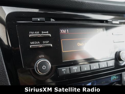 Used 2014 Nissan Rogue SV image 27