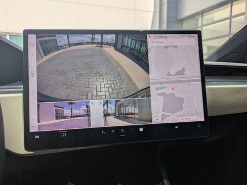 Used 2022 Tesla Model X Plaid AWD/4WD image 28