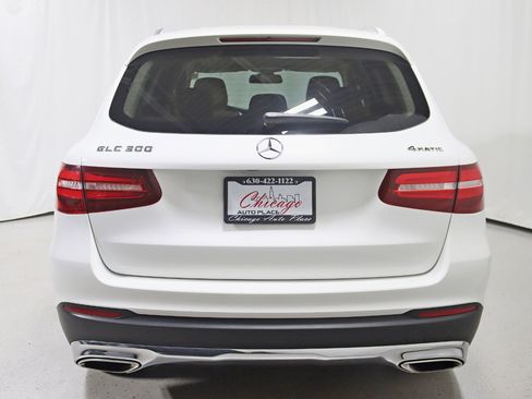 Used 2019 Mercedes-Benz GLC 300 4MATIC image 14