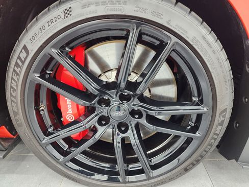 Used 2022 Ford Mustang Shelby GT500 w/ Technology Package image 51