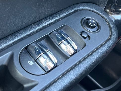 Used 2022 MINI Cooper Countryman image 7