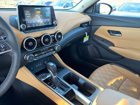 New 2025 Nissan Sentra SV image 23