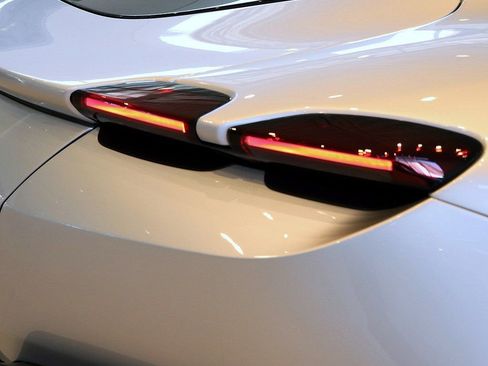 Certified 2021 Ferrari Roma image 49