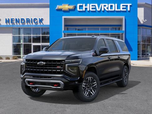 New 2026 Chevrolet Suburban Z71 image 8