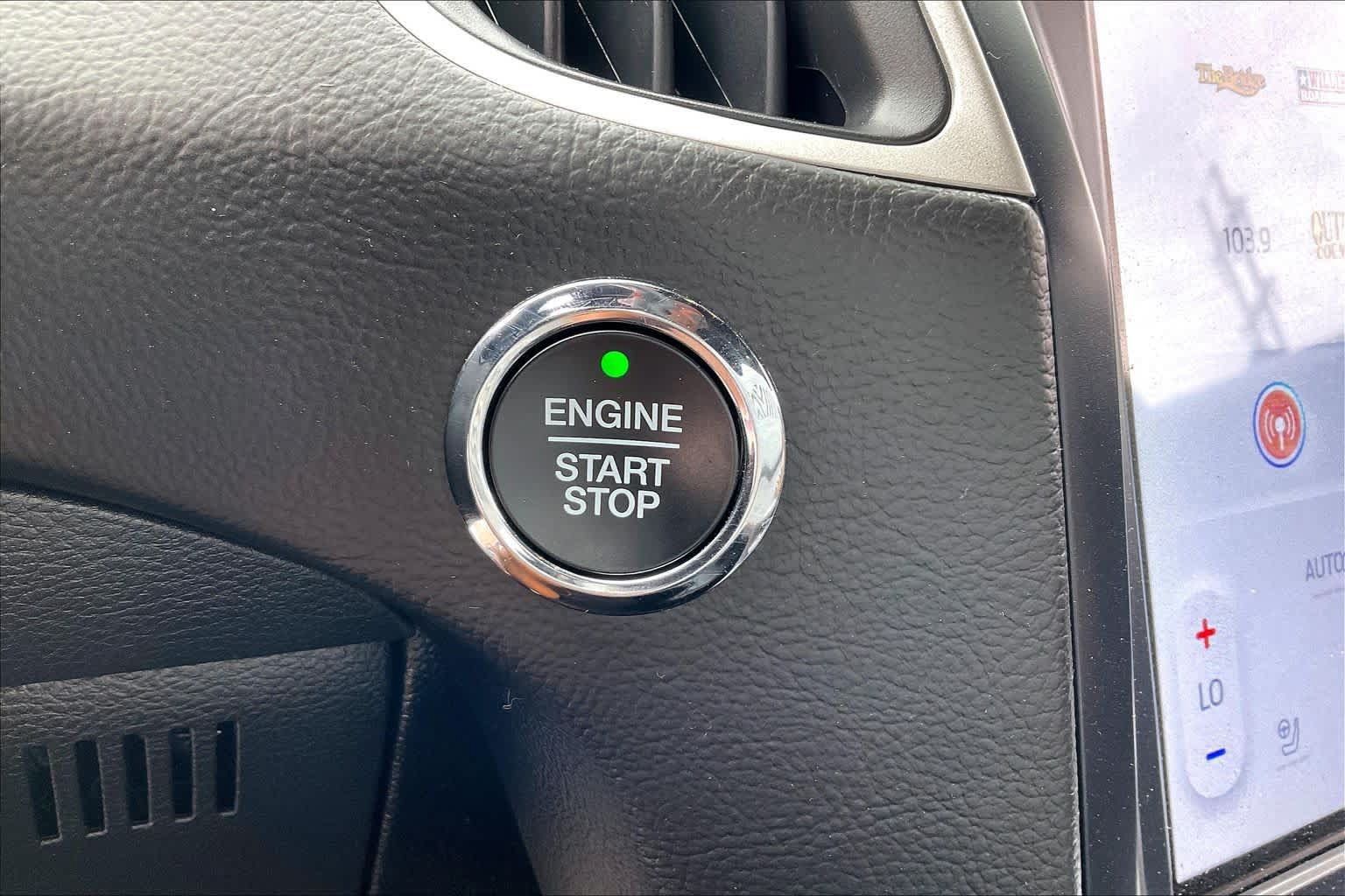 Used 2024 Ford Edge ST-Line AWD/4WD image 31