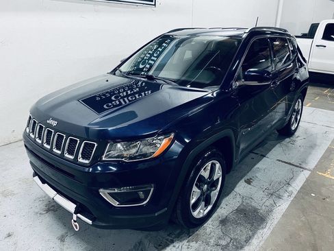 Used 2021 Jeep Compass Limited FWD image 3