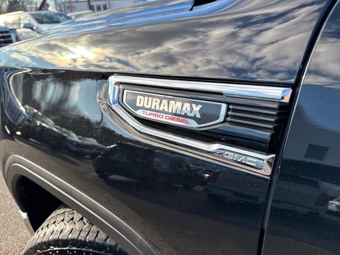 Used 2023 GMC Sierra 1500 SLT w/ SLT Premium Plus Package image 11