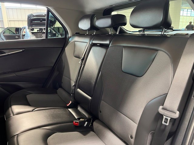 Used 2024 Kia Niro Wind FWD image 18