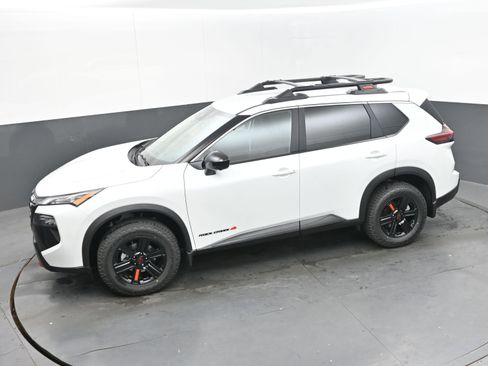 New 2026 Nissan Rogue SV image 33