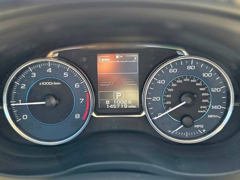 Used 2019 Hyundai Santa Fe SE AWD/4WD image 11